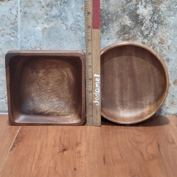 Woodard & Charles Wood Bowls Square & Round Set of 2 - Picture 9 of 10